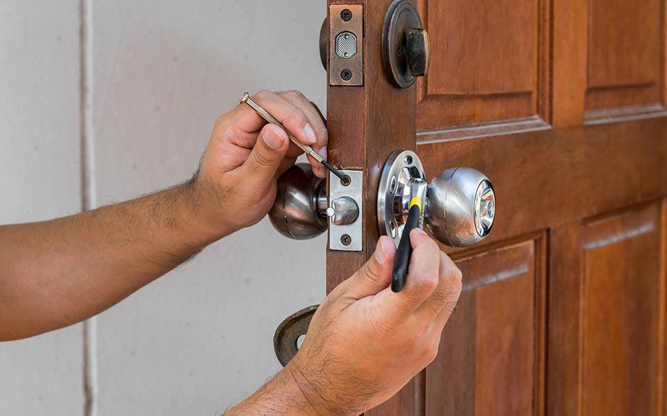 ouvrir une porte claquée Vak Montreuil